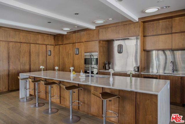 2105 E Balboa Boulevard, Newport Beach, CA 92661