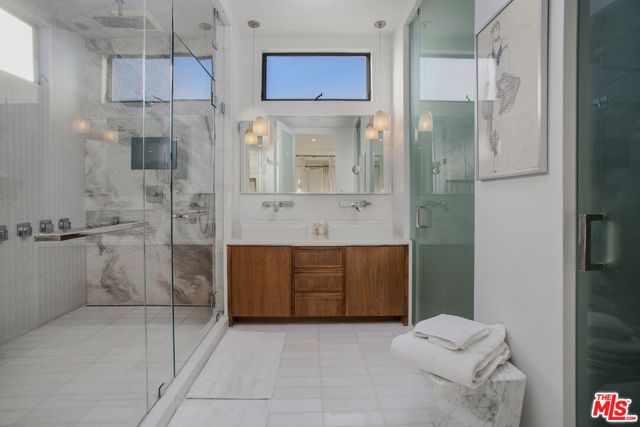 2105 E Balboa Boulevard, Newport Beach, CA 92661