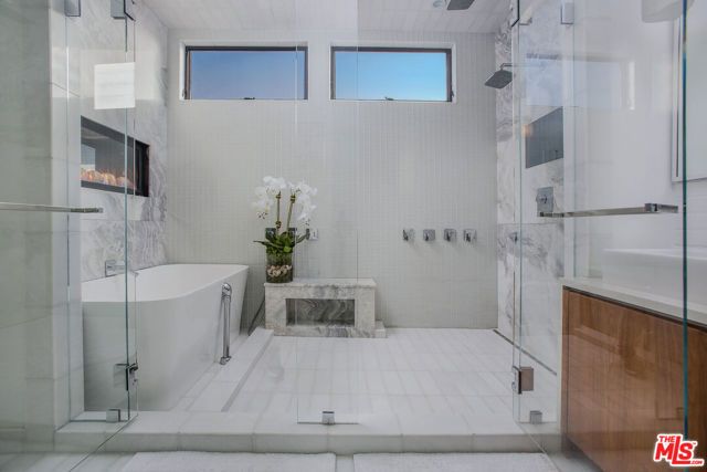 2105 E Balboa Boulevard, Newport Beach, CA 92661