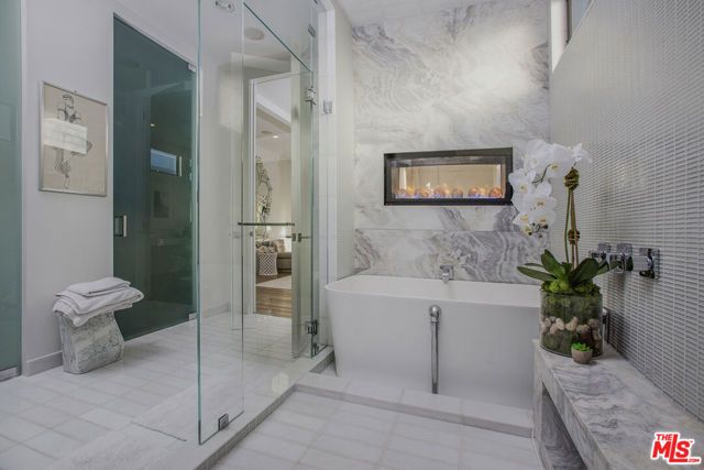 2105 E Balboa Boulevard, Newport Beach, CA 92661