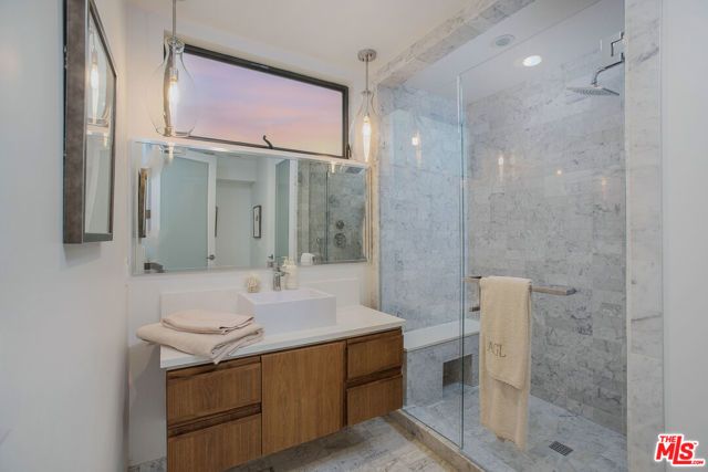 2105 E Balboa Boulevard, Newport Beach, CA 92661