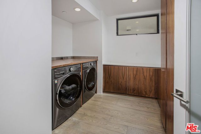 2105 E Balboa Boulevard, Newport Beach, CA 92661