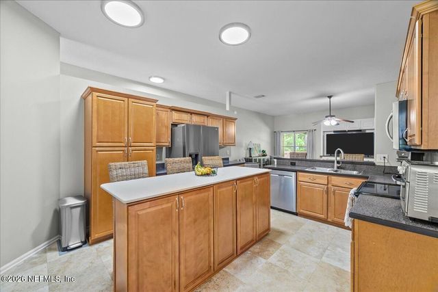 581 MISTY MORNING Court, Jacksonville, FL 32218