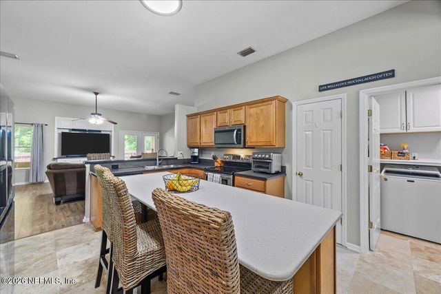 581 MISTY MORNING Court, Jacksonville, FL 32218