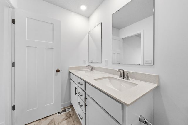 15198 Nutria Street NW, Ramsey, MN 55303