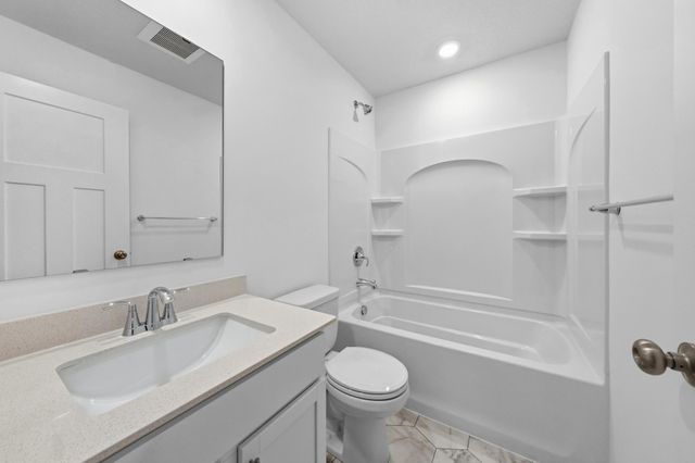 15198 Nutria Street NW, Ramsey, MN 55303