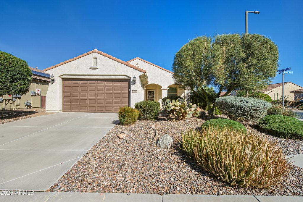 7304 W SILVER SPRING Way, Florence, AZ 85132