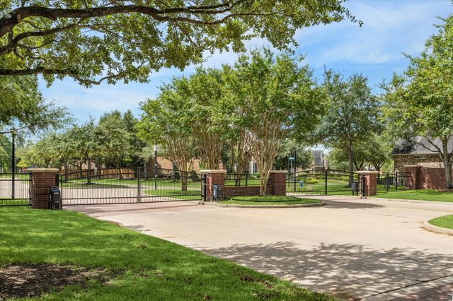16227 Latticevine, Cypress, TX 77429
