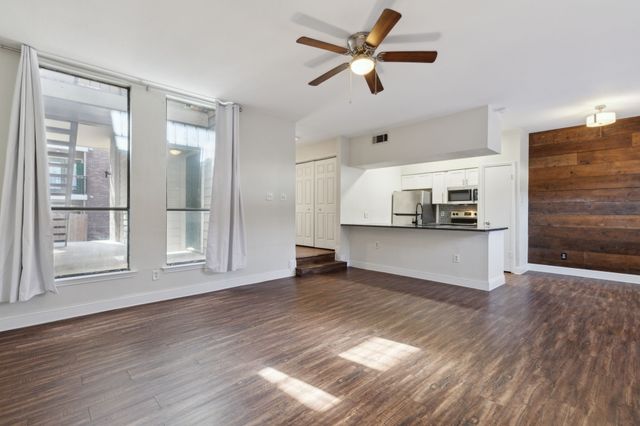 5750 Phoenix Drive 51, Dallas, TX 75231