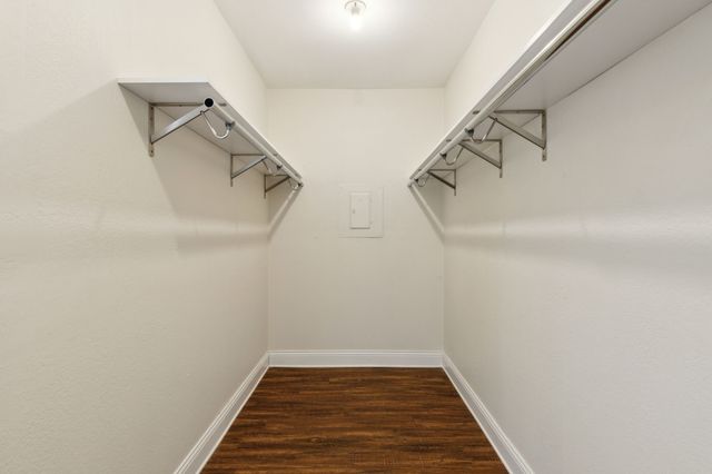 5750 Phoenix Drive 51, Dallas, TX 75231