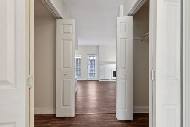5750 Phoenix Drive 51, Dallas, TX 75231