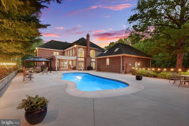 5530 JIM PICKETT RD, Sykesville, MD 21784