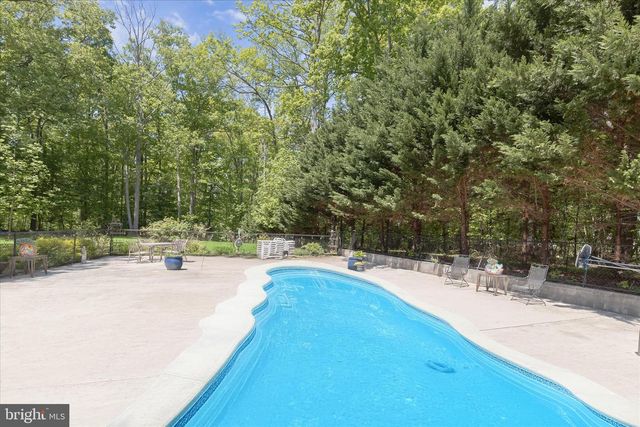 5530 JIM PICKETT RD, Sykesville, MD 21784