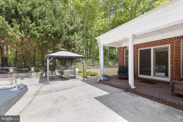 5530 JIM PICKETT RD, Sykesville, MD 21784