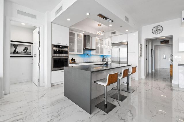 1 Water Club Way Ph2204, North Palm Beach, FL 33408