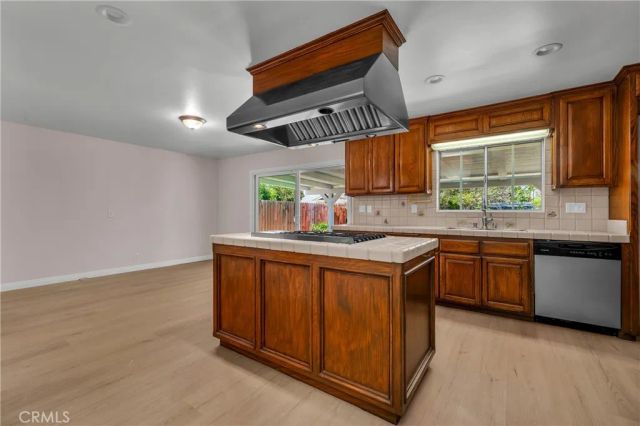 1913 240th, Lomita, CA 90717