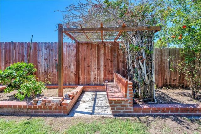 1913 240th, Lomita, CA 90717