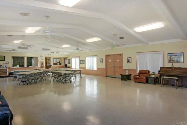 1600 E. Vista Way Space 37, Vista, CA 92084