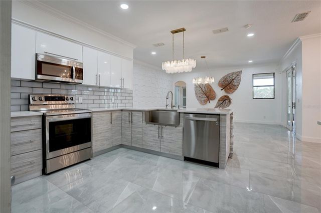 3916 COASTAL BREEZE DRIVE, Kissimmee, FL 34744