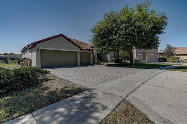 3916 COASTAL BREEZE DRIVE, Kissimmee, FL 34744