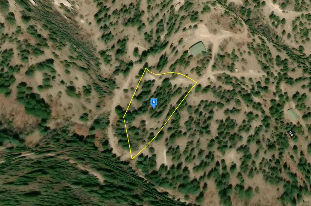 Image 2 of property listing at 80 Vista Lp, Jemez Springs, NM 87025