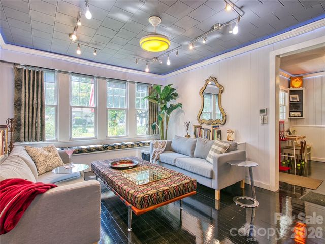 24 Belle Meade Drive, Waynesville, NC 28786