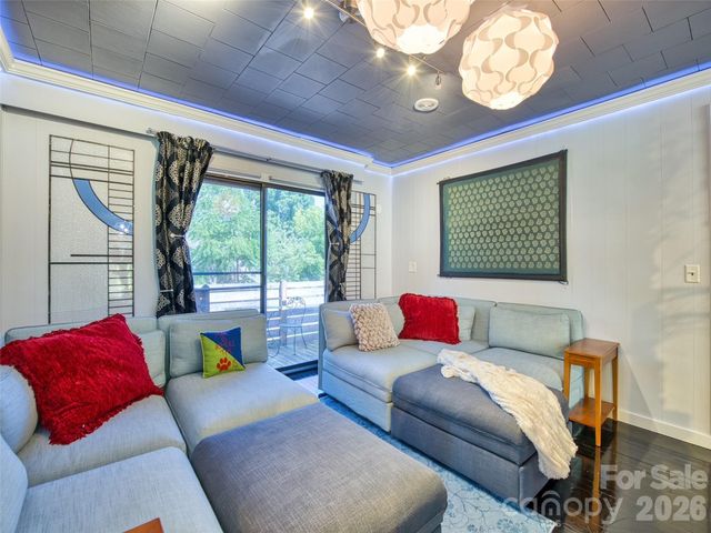 24 Belle Meade Drive, Waynesville, NC 28786