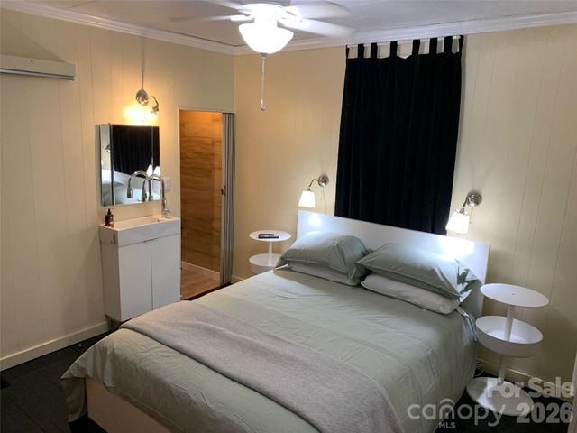 24 Belle Meade Drive, Waynesville, NC 28786