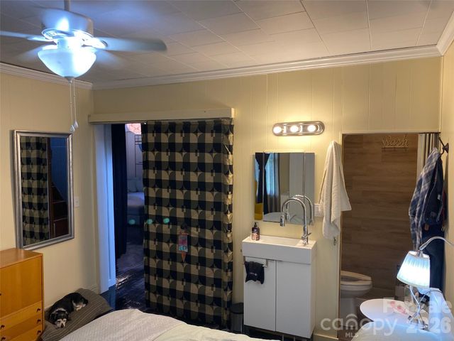 24 Belle Meade Drive, Waynesville, NC 28786