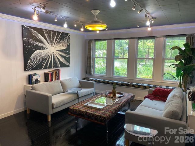 24 Belle Meade Drive, Waynesville, NC 28786