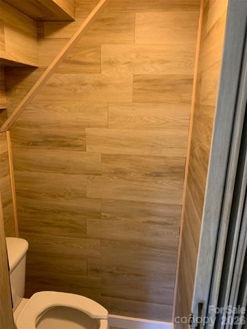 24 Belle Meade Drive, Waynesville, NC 28786