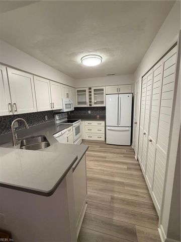 1804 Calash WAY, Virginia Beach, VA 23454