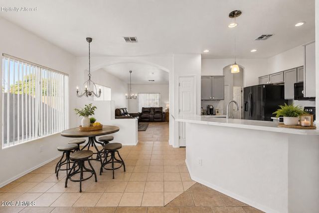 3742 E SANDY Way, Gilbert, AZ 85297