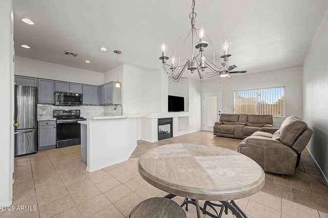 3742 E SANDY Way, Gilbert, AZ 85297