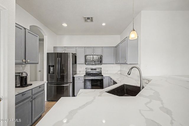 3742 E SANDY Way, Gilbert, AZ 85297