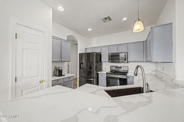 3742 E SANDY Way, Gilbert, AZ 85297