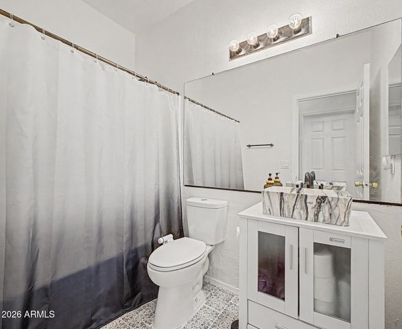 3742 E SANDY Way, Gilbert, AZ 85297