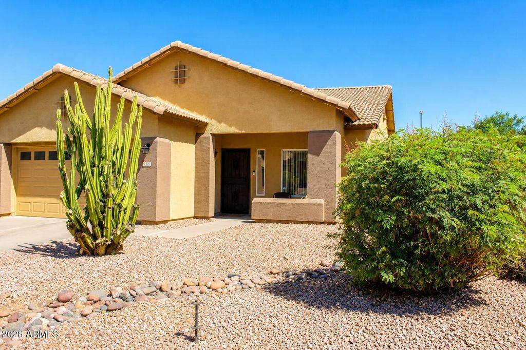 3742 E SANDY Way, Gilbert, AZ 85297