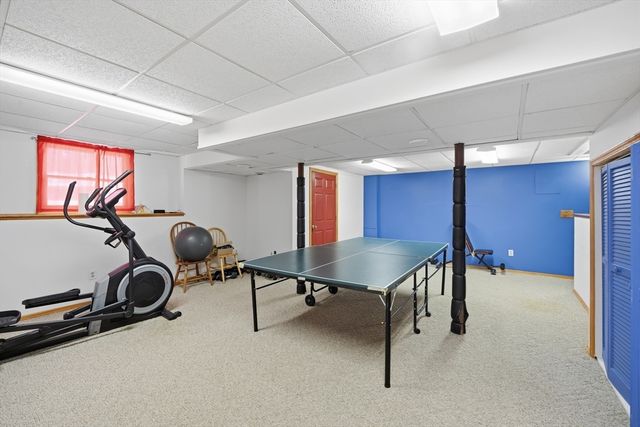 66 Penrose Dr, West Springfield, MA 01089