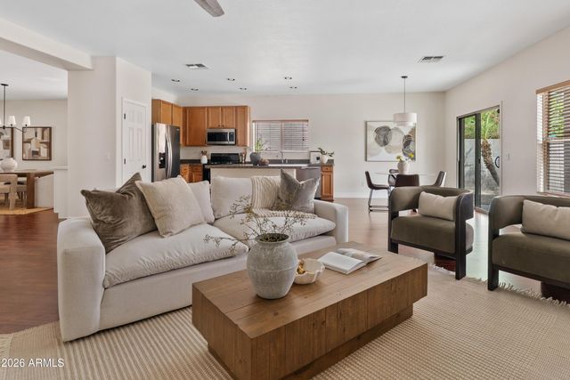 3527 E CLAXTON Avenue, Gilbert, AZ 85297