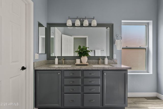 3527 E CLAXTON Avenue, Gilbert, AZ 85297