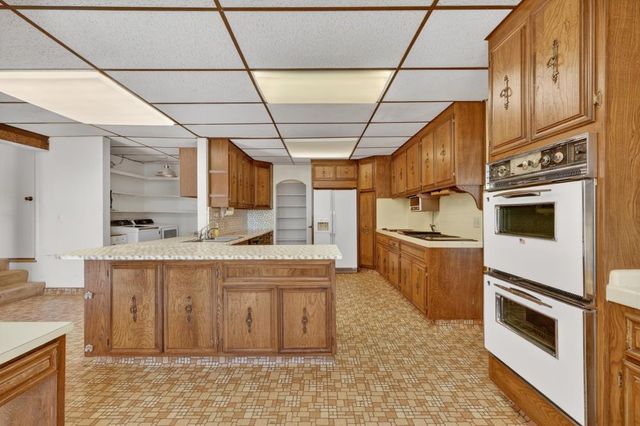 2036 Lewis Rd, Wheatland, CA 95692