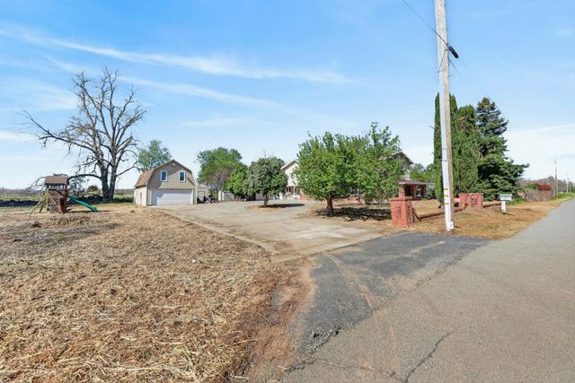 2036 Lewis Rd, Wheatland, CA 95692