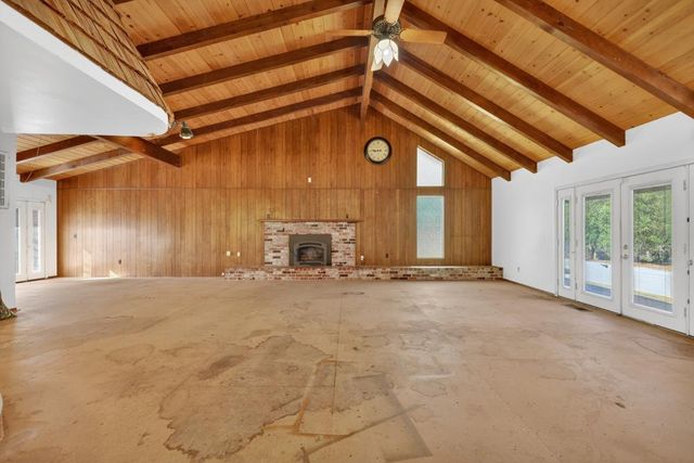 2036 Lewis Rd, Wheatland, CA 95692