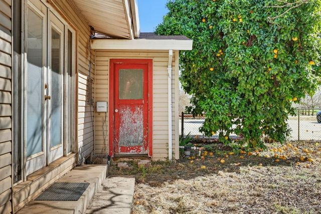 2036 Lewis Rd, Wheatland, CA 95692