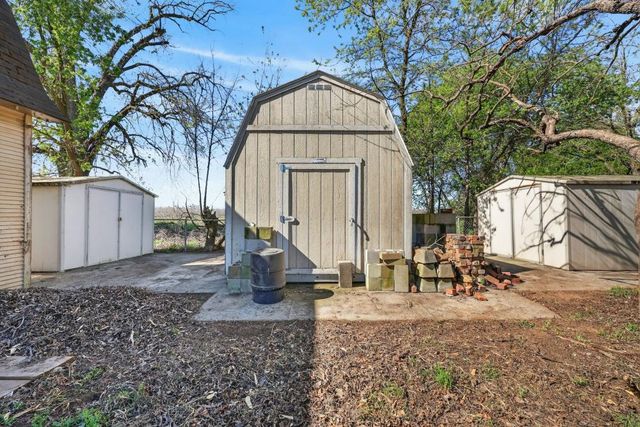 2036 Lewis Rd, Wheatland, CA 95692