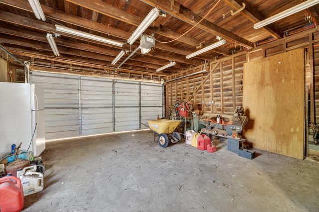 2036 Lewis Rd, Wheatland, CA 95692