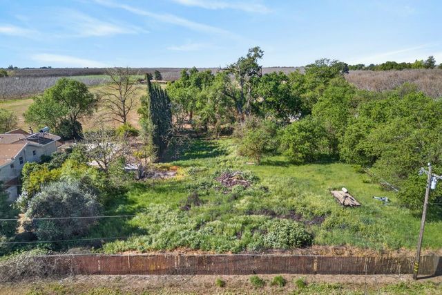 2036 Lewis Rd, Wheatland, CA 95692