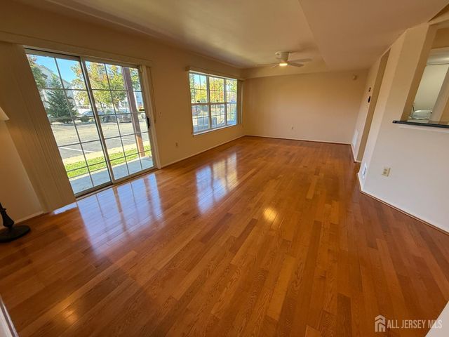 1101 Stony Brook Way, North Brunswick, NJ 08902