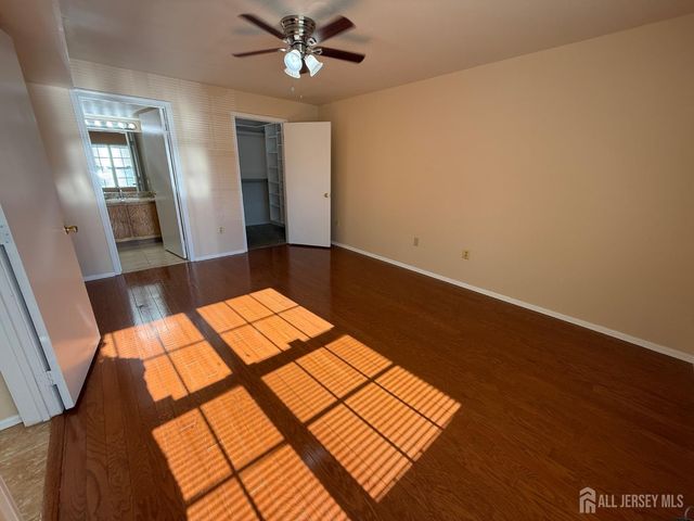 1101 Stony Brook Way, North Brunswick, NJ 08902